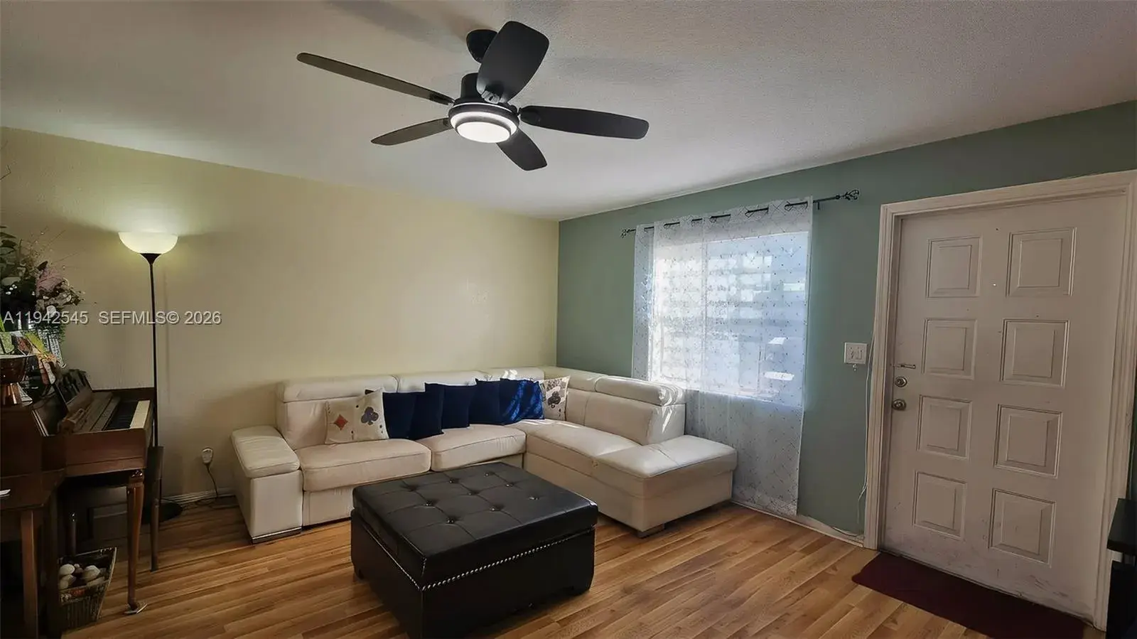 2 bedroom 2 bath Residential for sale at 2200 Monroe St # 3, Hollywood FL 33020
