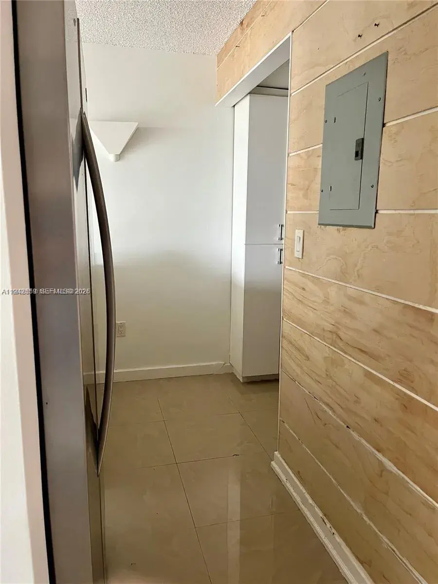 1650 NE 115th St # 507, Miami FL 33181