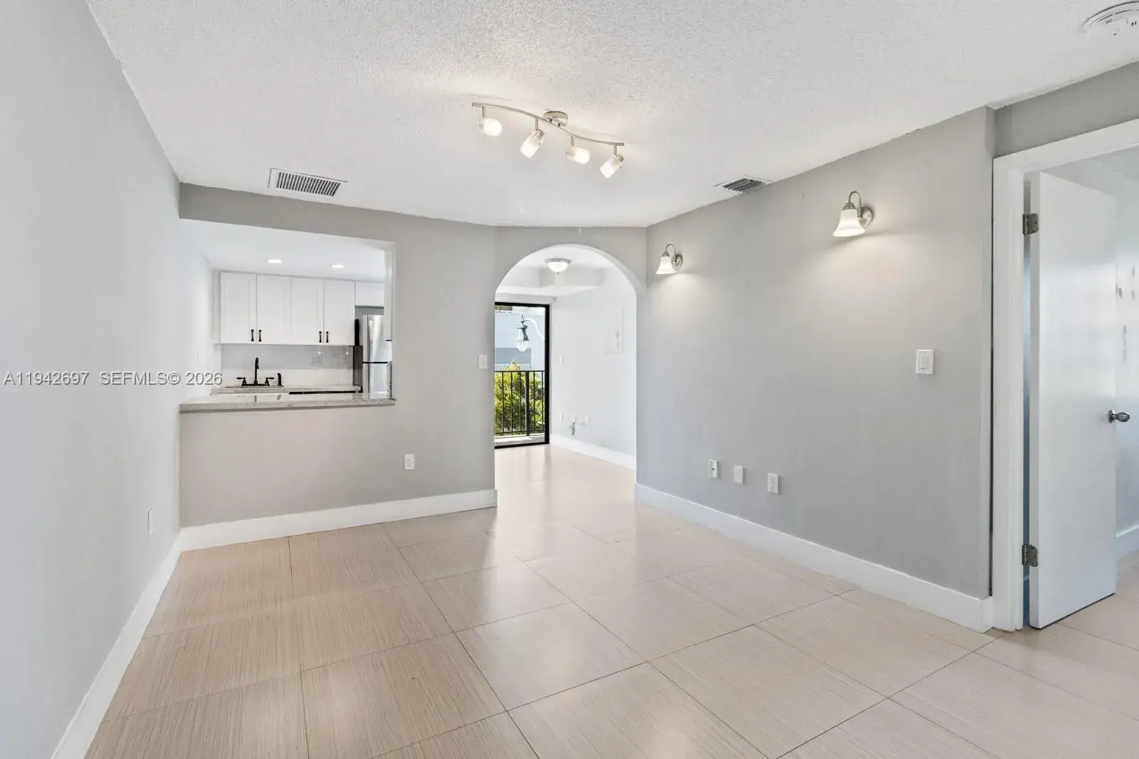 777 SW 9th Ave # 413, Miami FL 33130