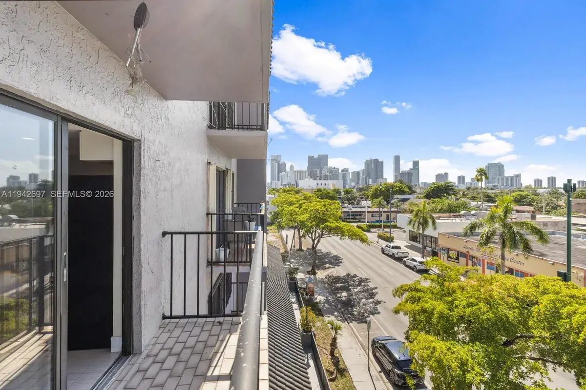 777 SW 9th Ave # 413, Miami FL 33130