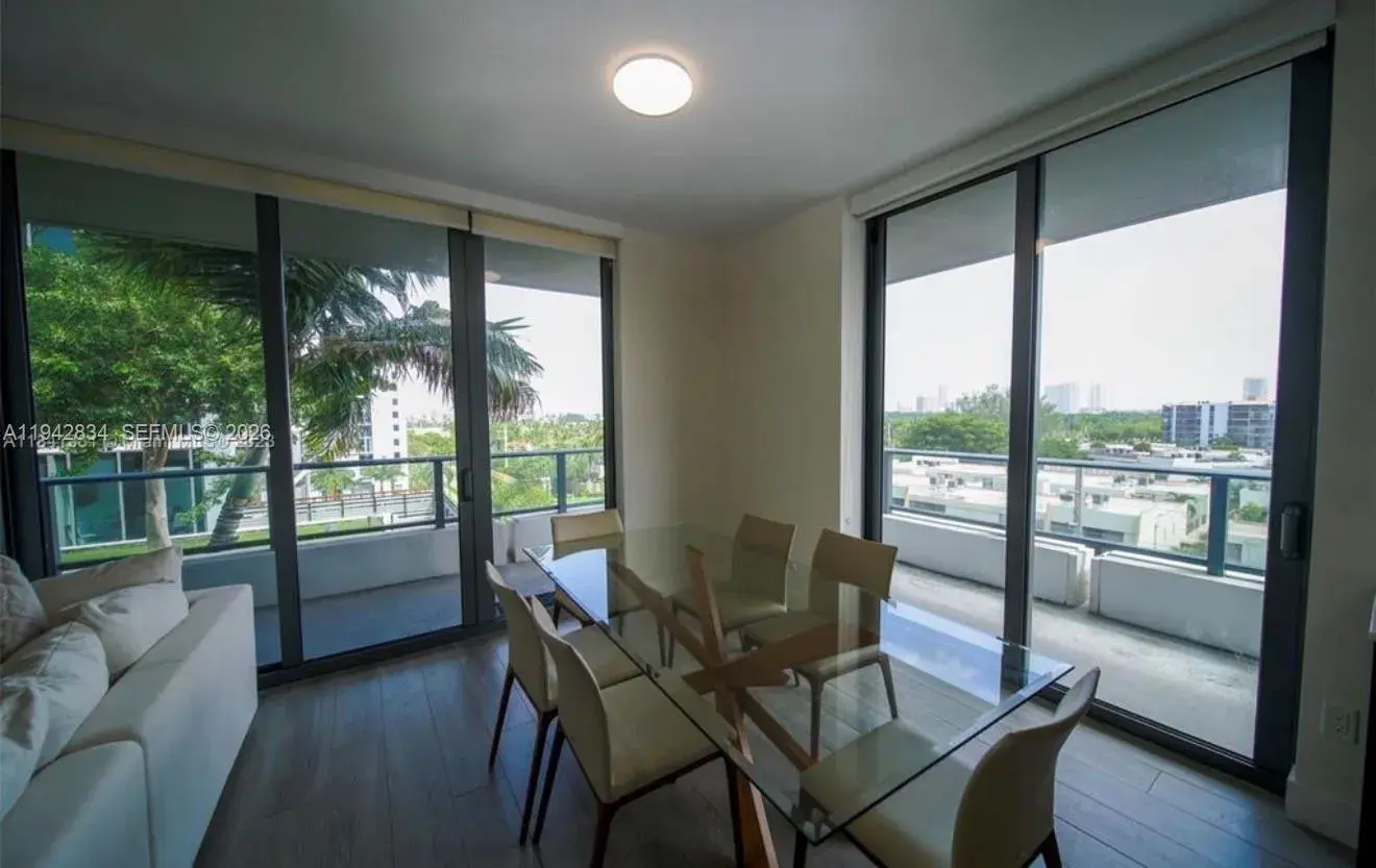 2960 NE 207th St # 610, Aventura FL 33180