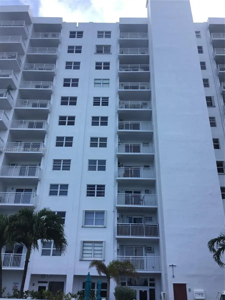 200 S Birch Rd # 512, Fort Lauderdale FL 33316