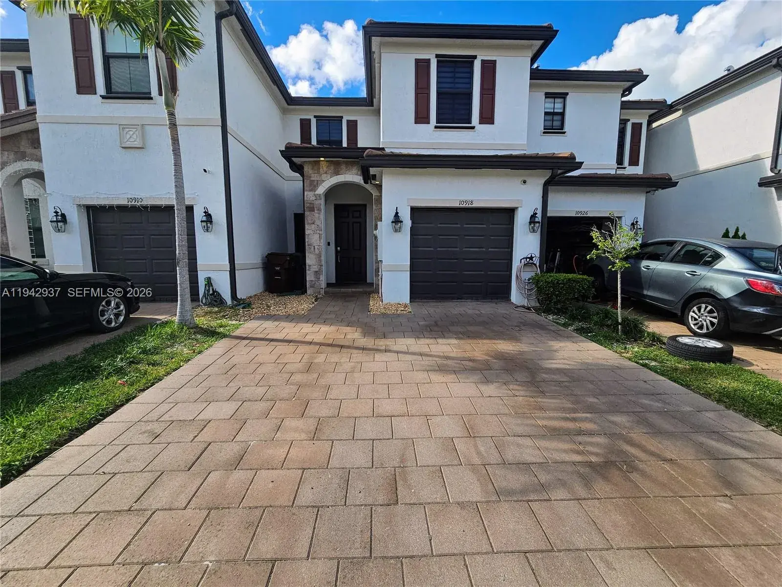 10918 W 33rd Way, Hialeah FL 33018