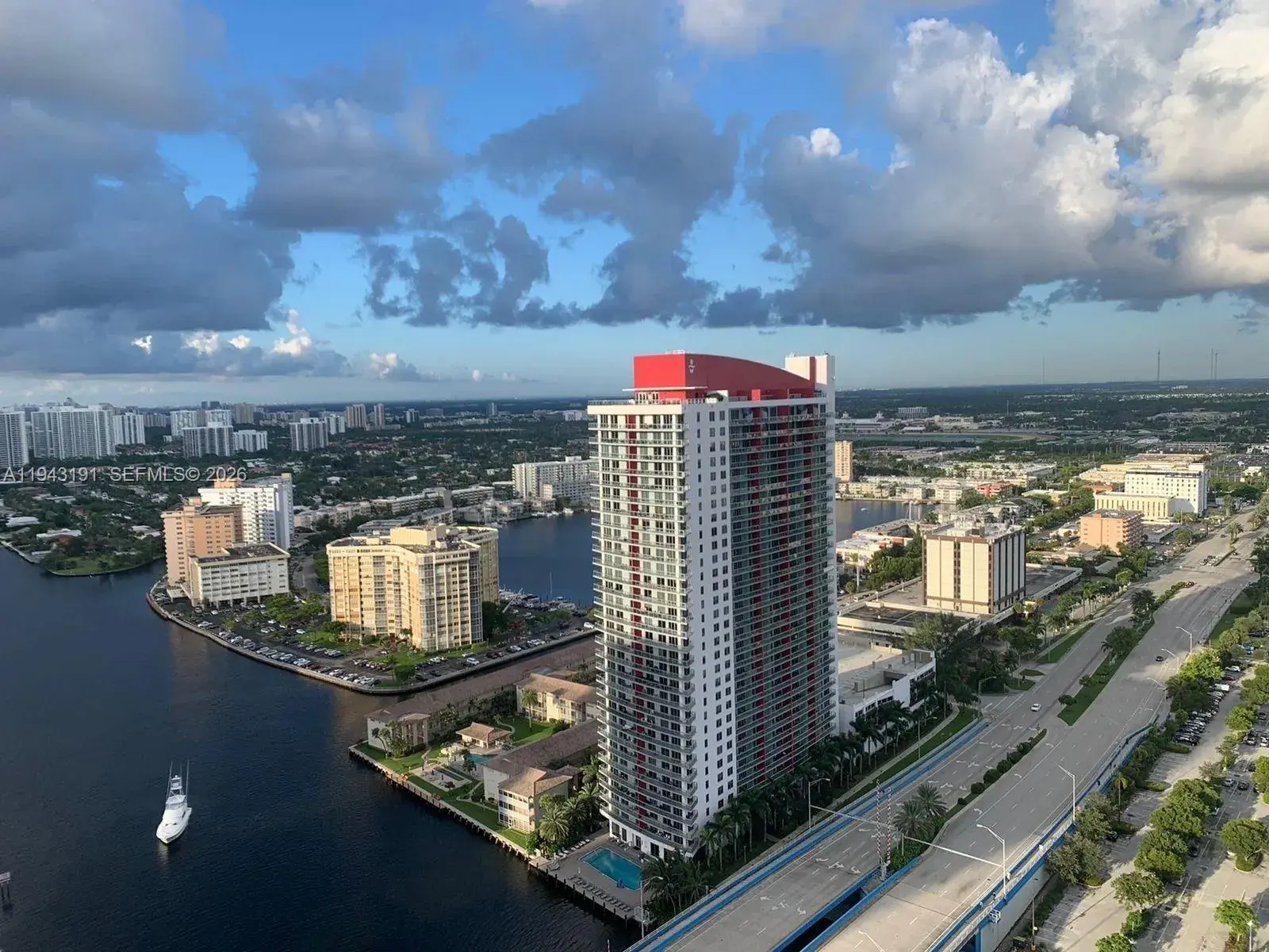 3 bedroom 2 bath Residential for sale at 4010 S Ocean Dr # R3004, Hollywood FL 33019