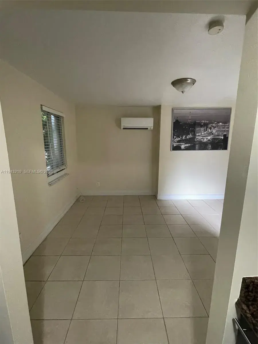 1642 Polk St # B, Hollywood FL 33020