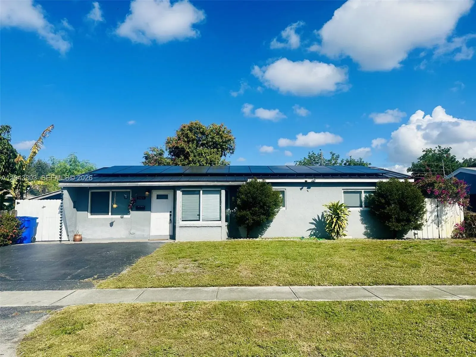 3 bedroom 2 bath Residential Lease for rent at 7021 Scott St., Hollywood FL 33024