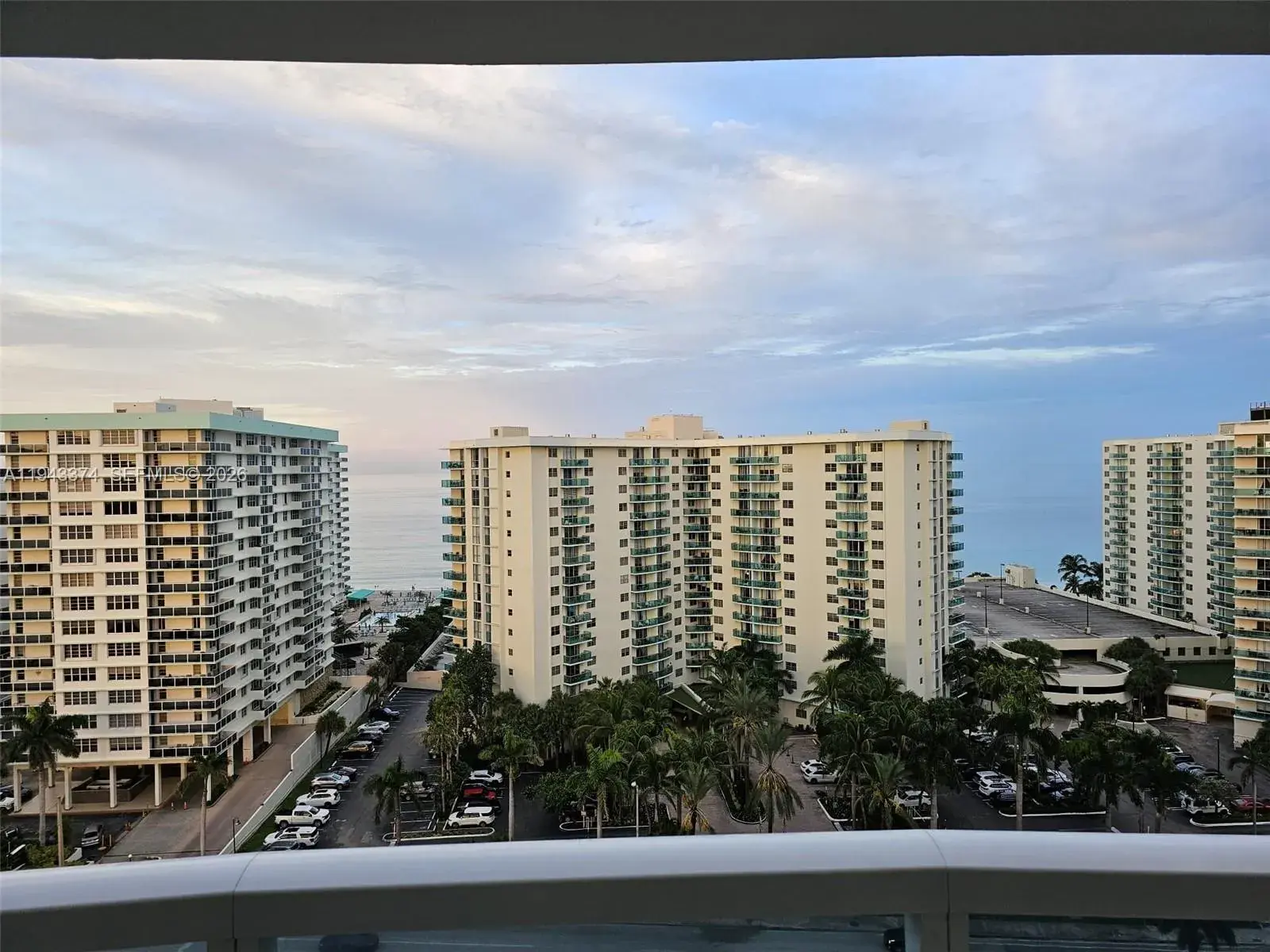 2 bedroom 2 bath Residential for sale at 3800 E Ocean Dr # 1518, Hollywood FL 33019