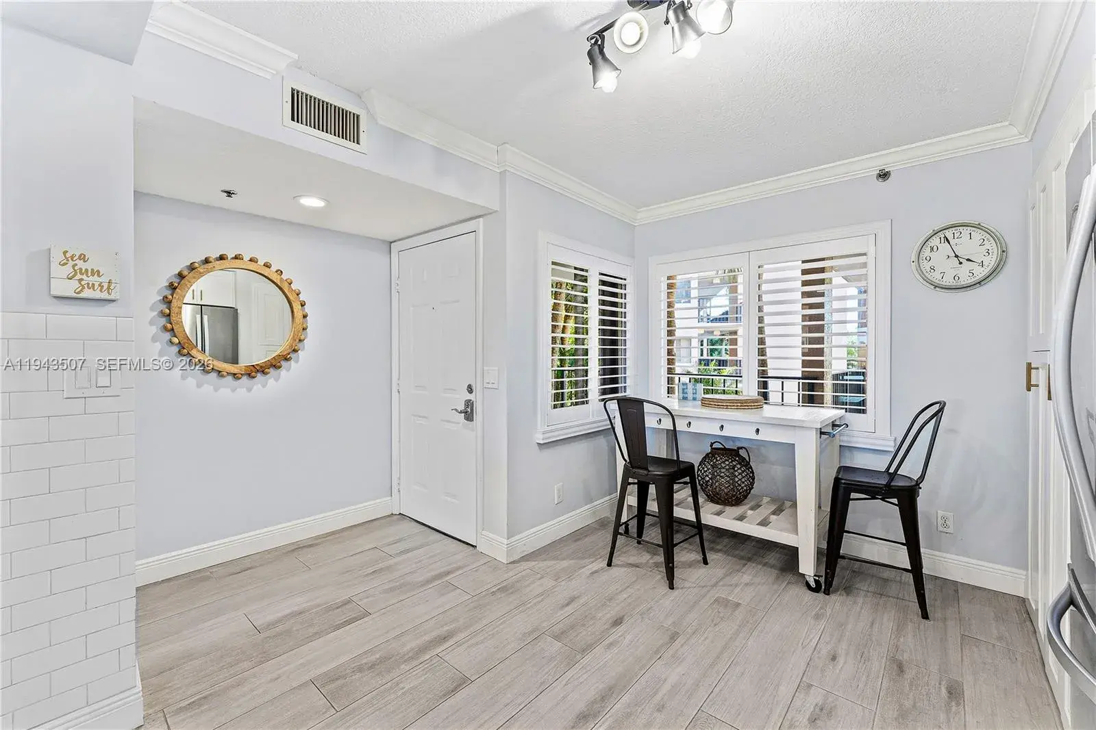 275 Palm Ave, Jupiter FL 33477