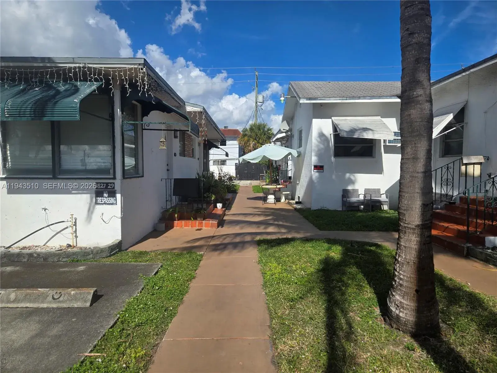 1 bedroom 1 bath Residential Lease for rent at 1825 Lincoln St # 7, Hollywood FL 33020