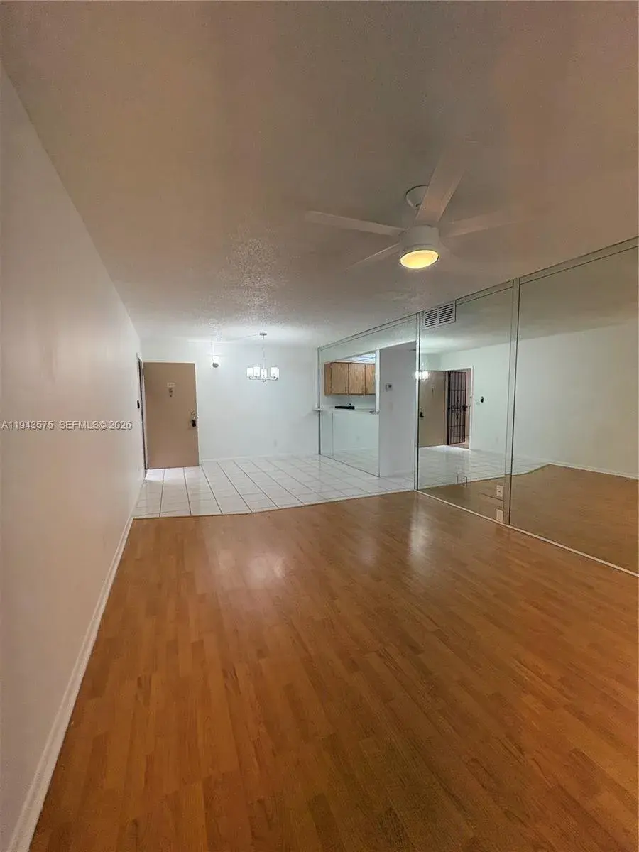 5981 Washington St # 215, Hollywood FL 33023