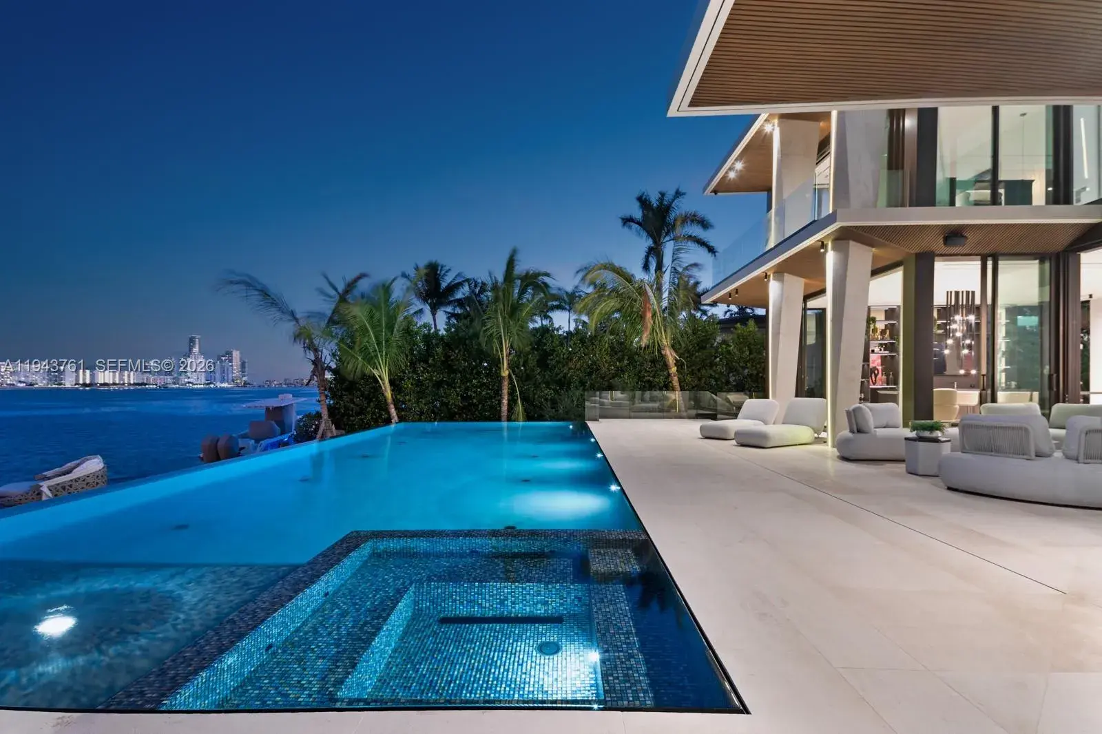 217 E Rivo Alto Dr, Miami Beach FL 33139