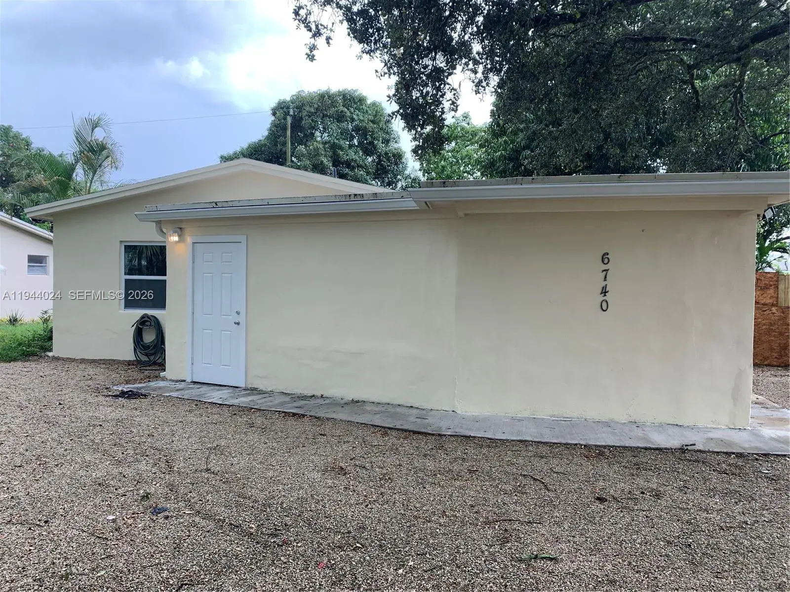 6740 Park St # 1, Hollywood FL 33024