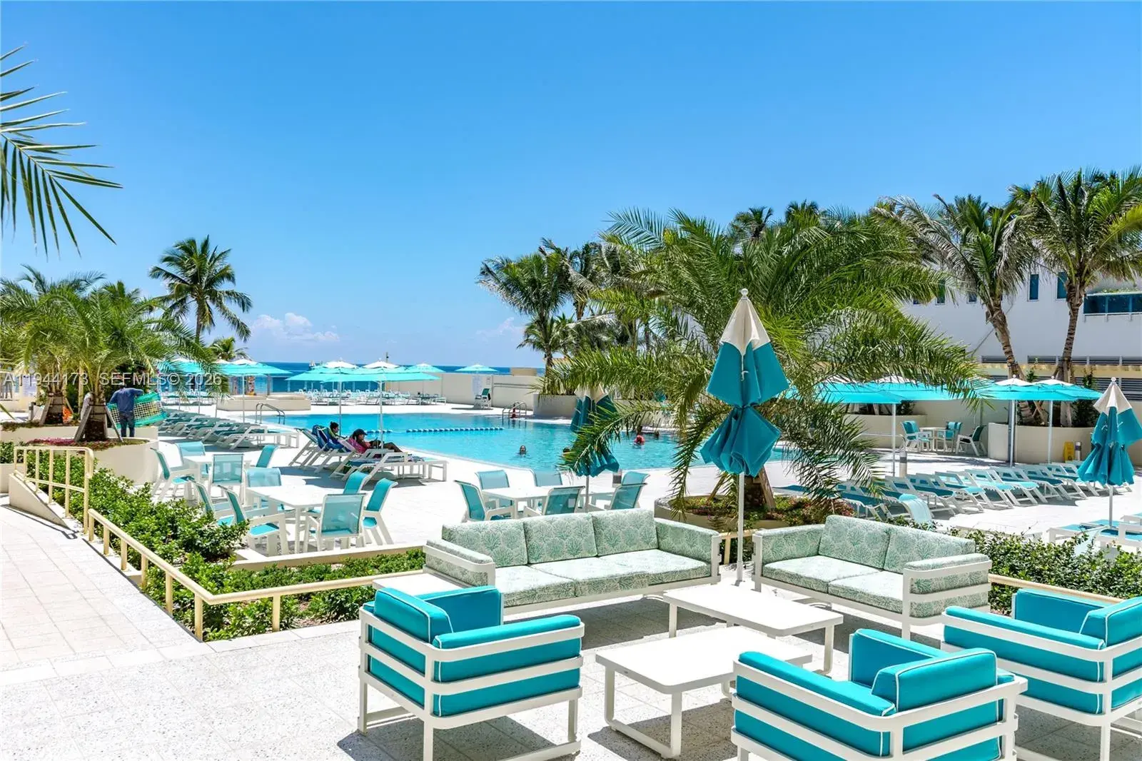 1 bedroom 1 bath Residential Lease for rent at 2501 S Ocean Dr # 532, Hollywood FL 33019