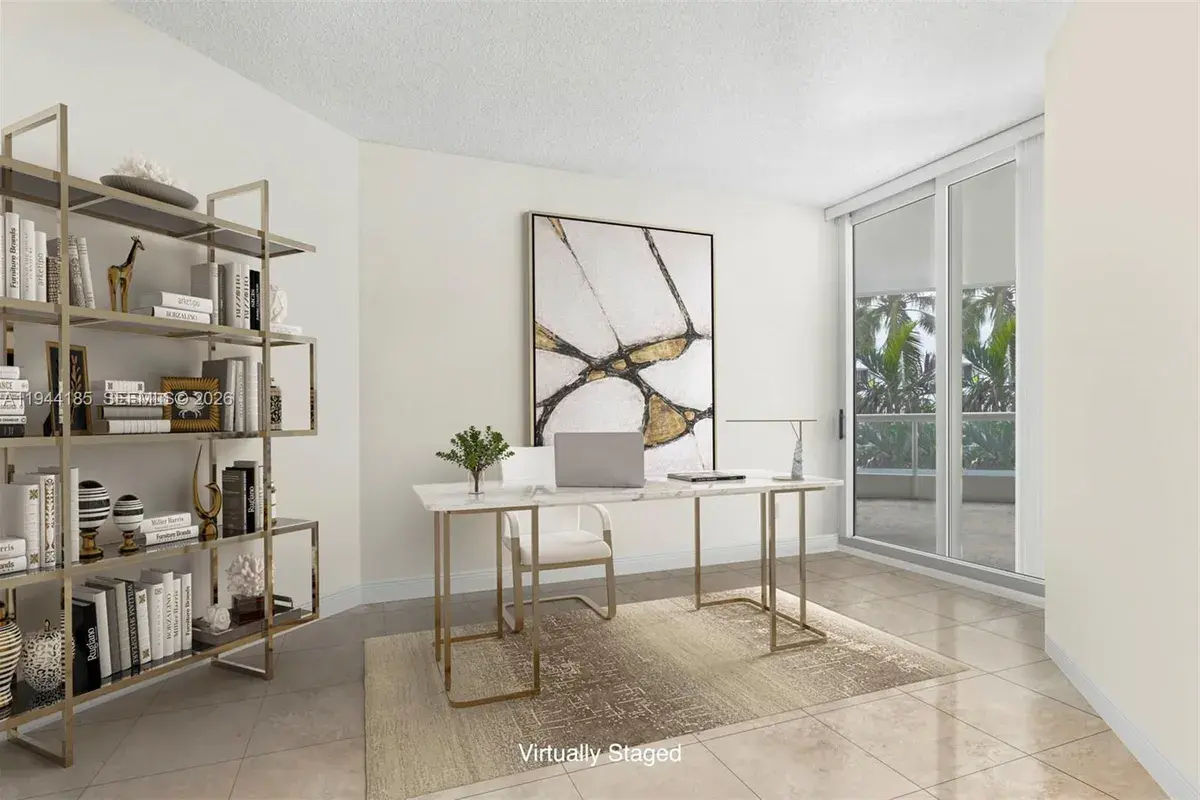 21050 Point Pl # 502, Aventura FL 33180
