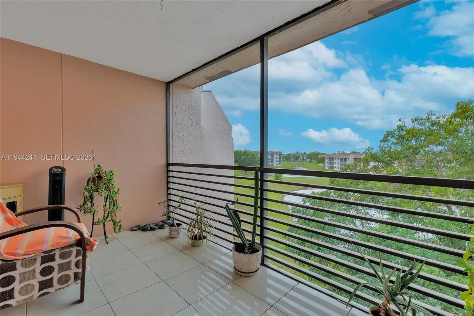 2 bedroom 2 bath Residential for sale at 2981 N Nob Hill Rd # 406, Sunrise FL 33322