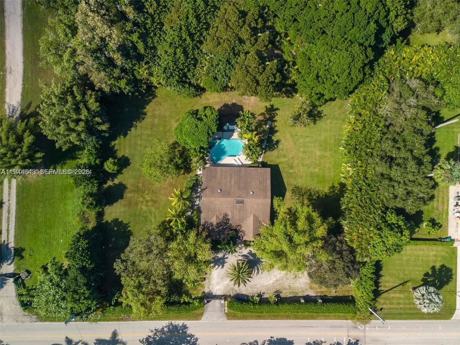 4 bedroom 2 bath Residential for sale at 6411 SW 185th way, Southwest Ranches FL 33332