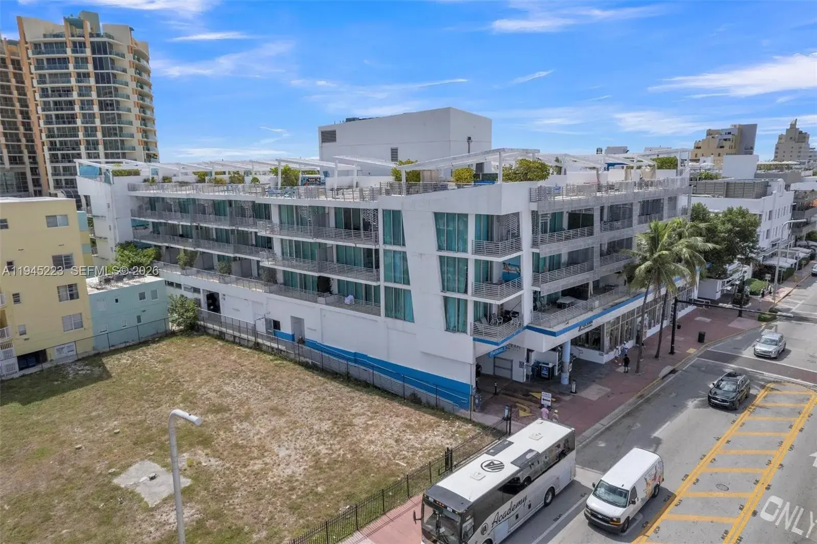 1 bath Residential for sale at 1437 Collins Ave, Miami Beach FL 33139