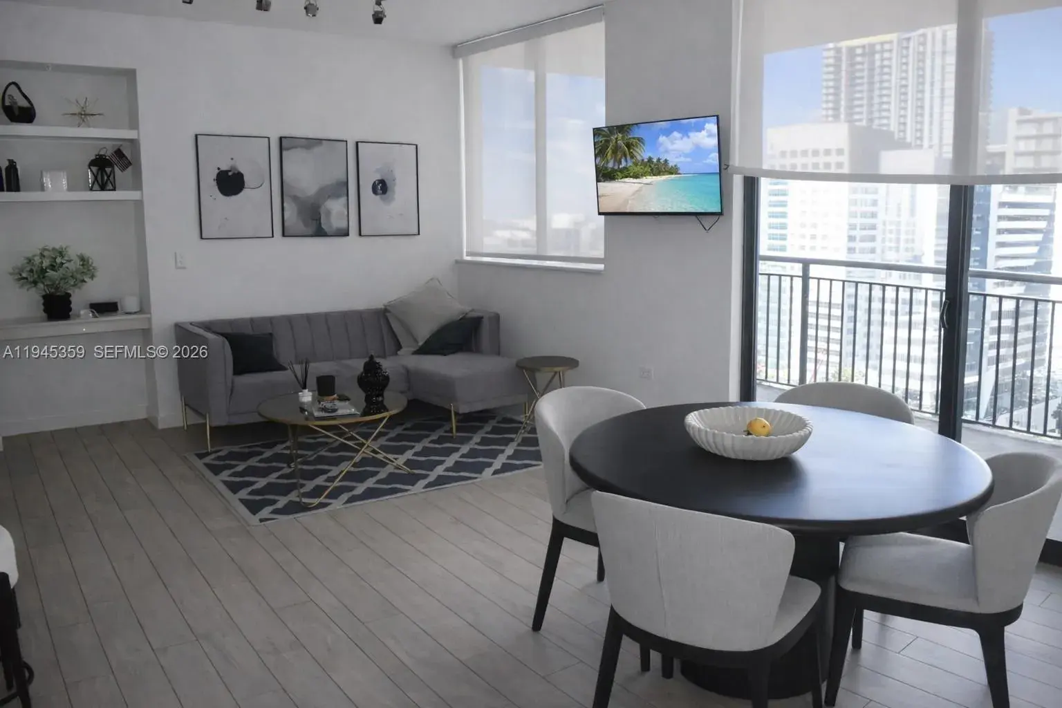 999 SW 1st Ave # 2214, Miami FL 33130