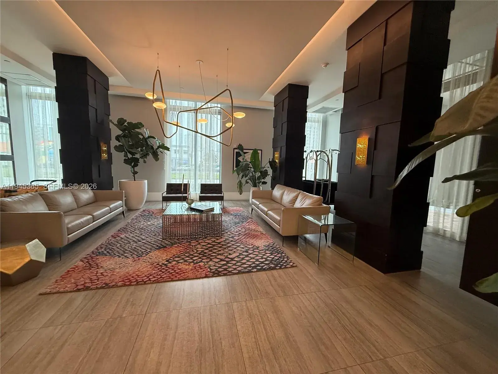 3 bedroom 2 bath Residential for sale at 140 S Dixie Hwy # 437, Hollywood FL 33020