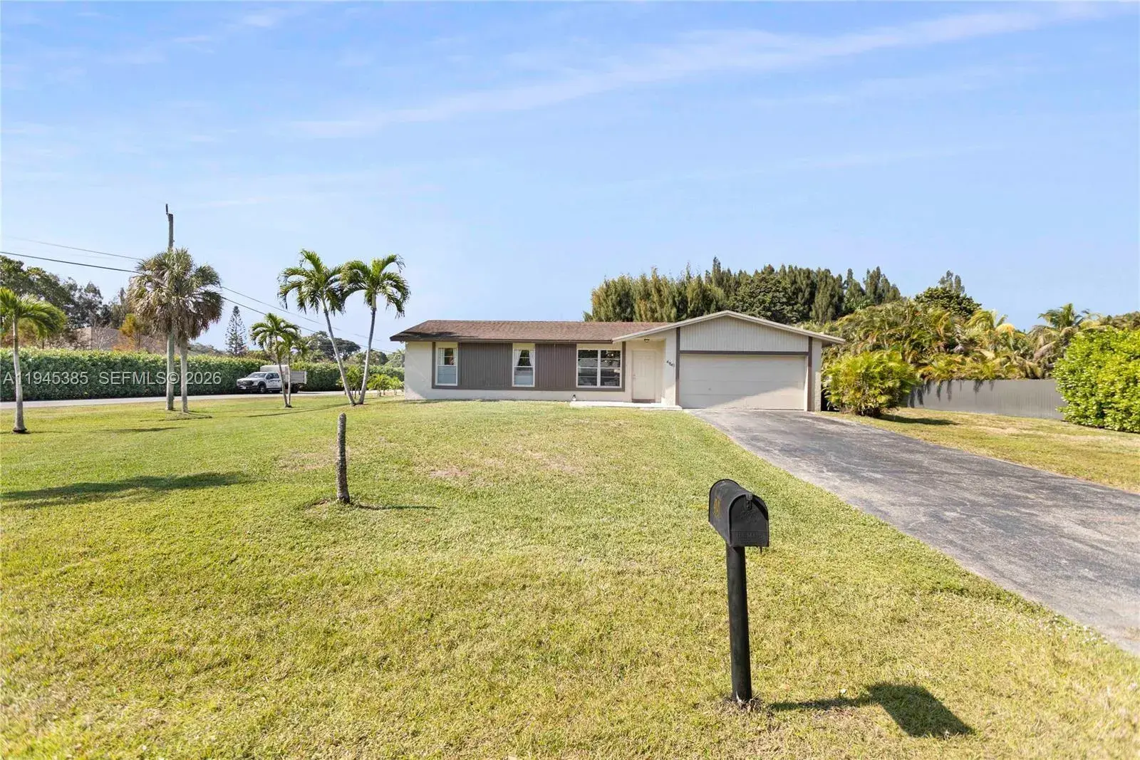 4 bedroom 2 bath Residential for sale at 4841 SW 201st Ter, Southwest Ranches FL 33332