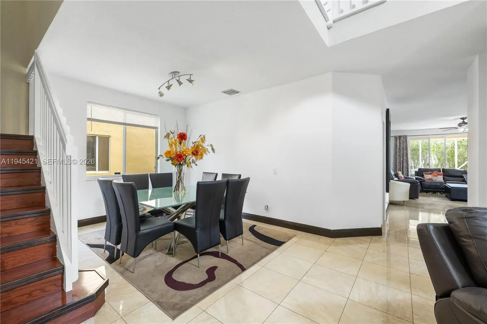1199 Golden Cane Dr, Weston FL 33327