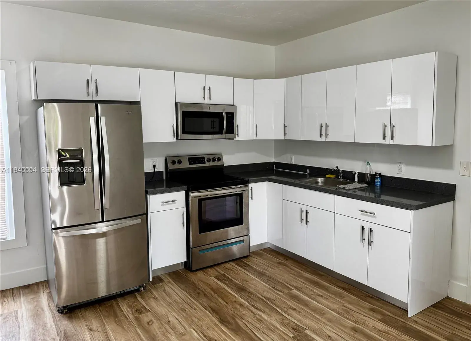 609 NW 2nd Ave # 4, Hallandale Beach FL 33009