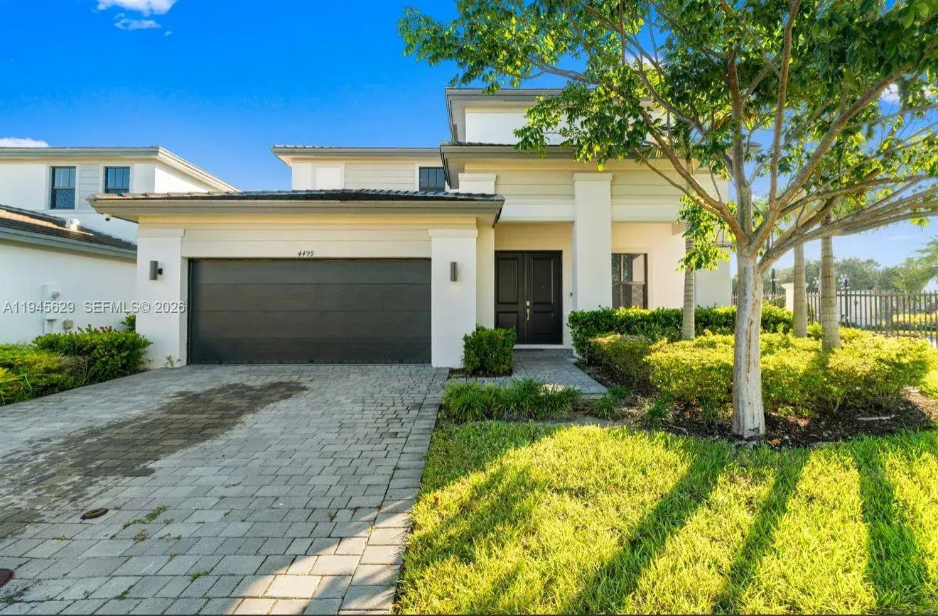 4 bedroom 3 bath Residential for sale at 4499 SW 173rd Ave, Miramar FL 33029