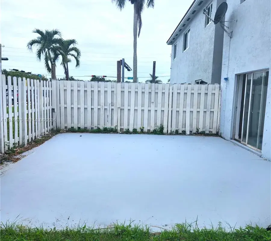 13658 SW 142nd Ter, Miami FL 33186