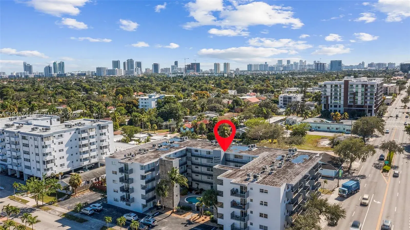 1 bedroom 1 bath Residential for sale at 1750 Jefferson St # 510, Hollywood FL 33020