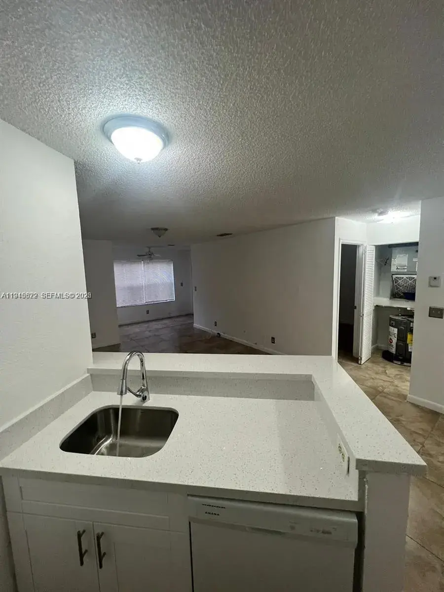 1 bedroom 1 bath Residential for sale at 3460 N Pinewalk Dr N # 315, Margate FL 33063