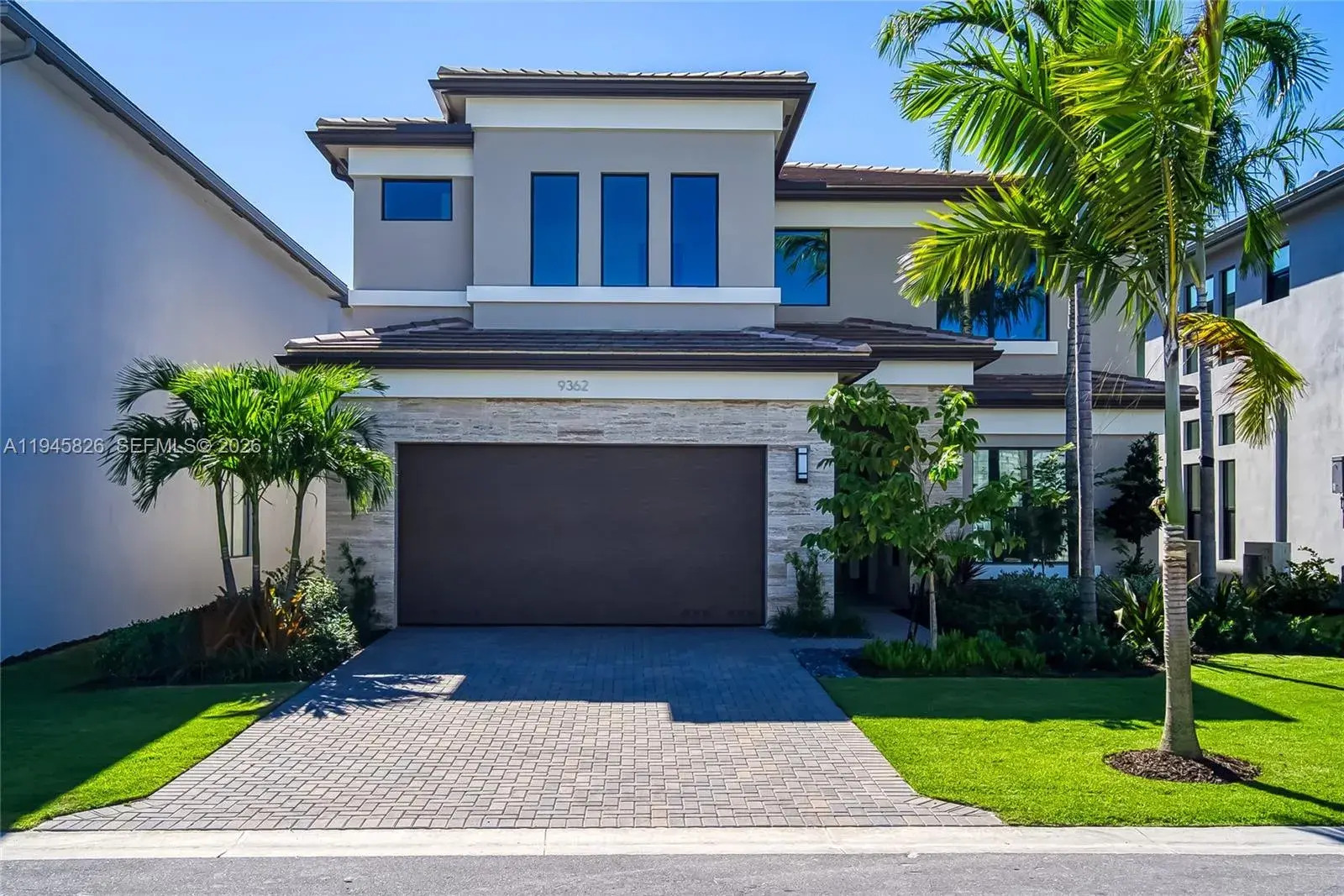 5 bedroom 5 bath Residential for sale at 9362 Tulip Leaf Ct, Boca Raton FL 33434