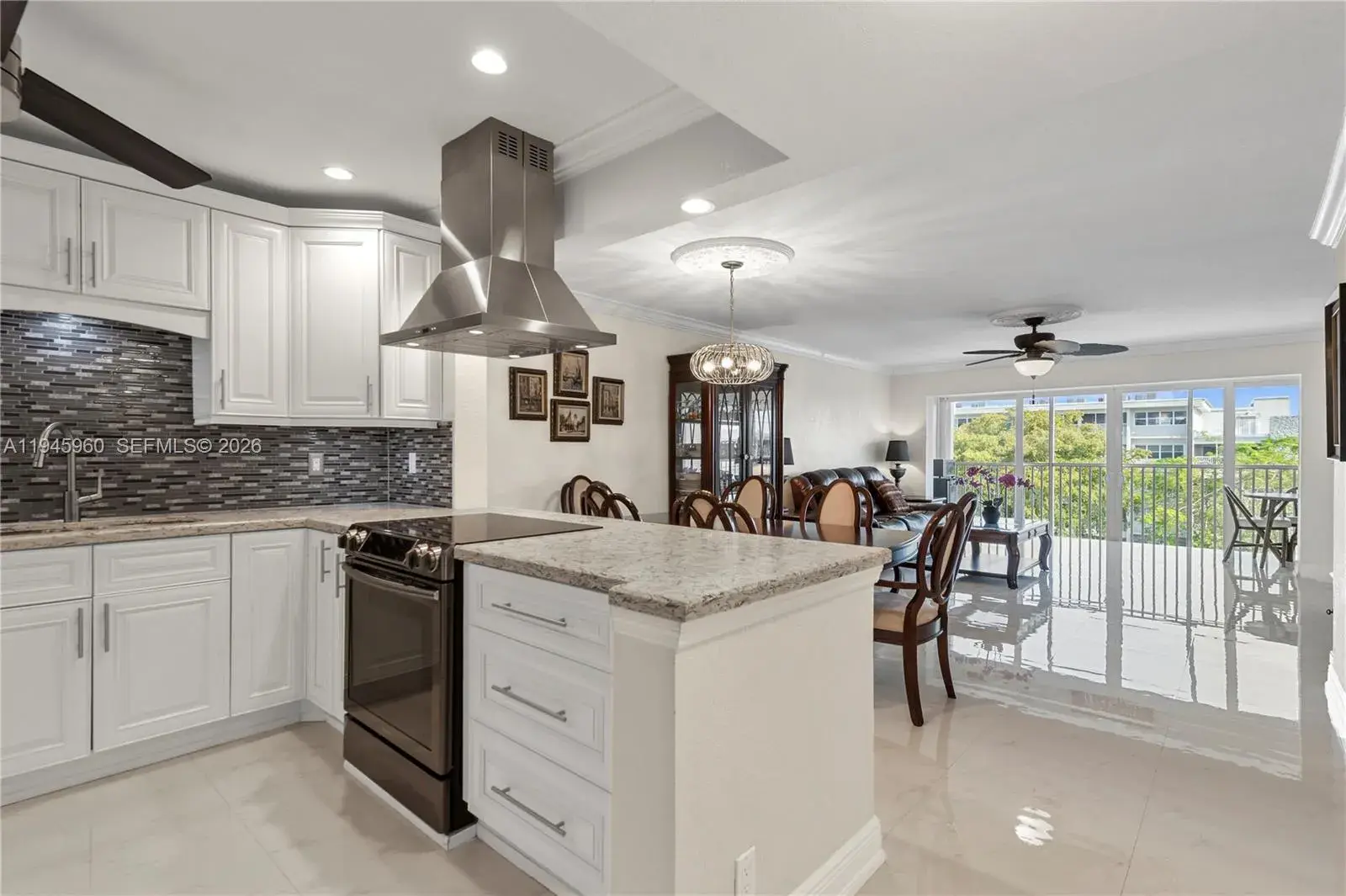 2 bedroom 2 bath Residential for sale at 329 SE 3rd St # 405P, Hallandale Beach FL 33009