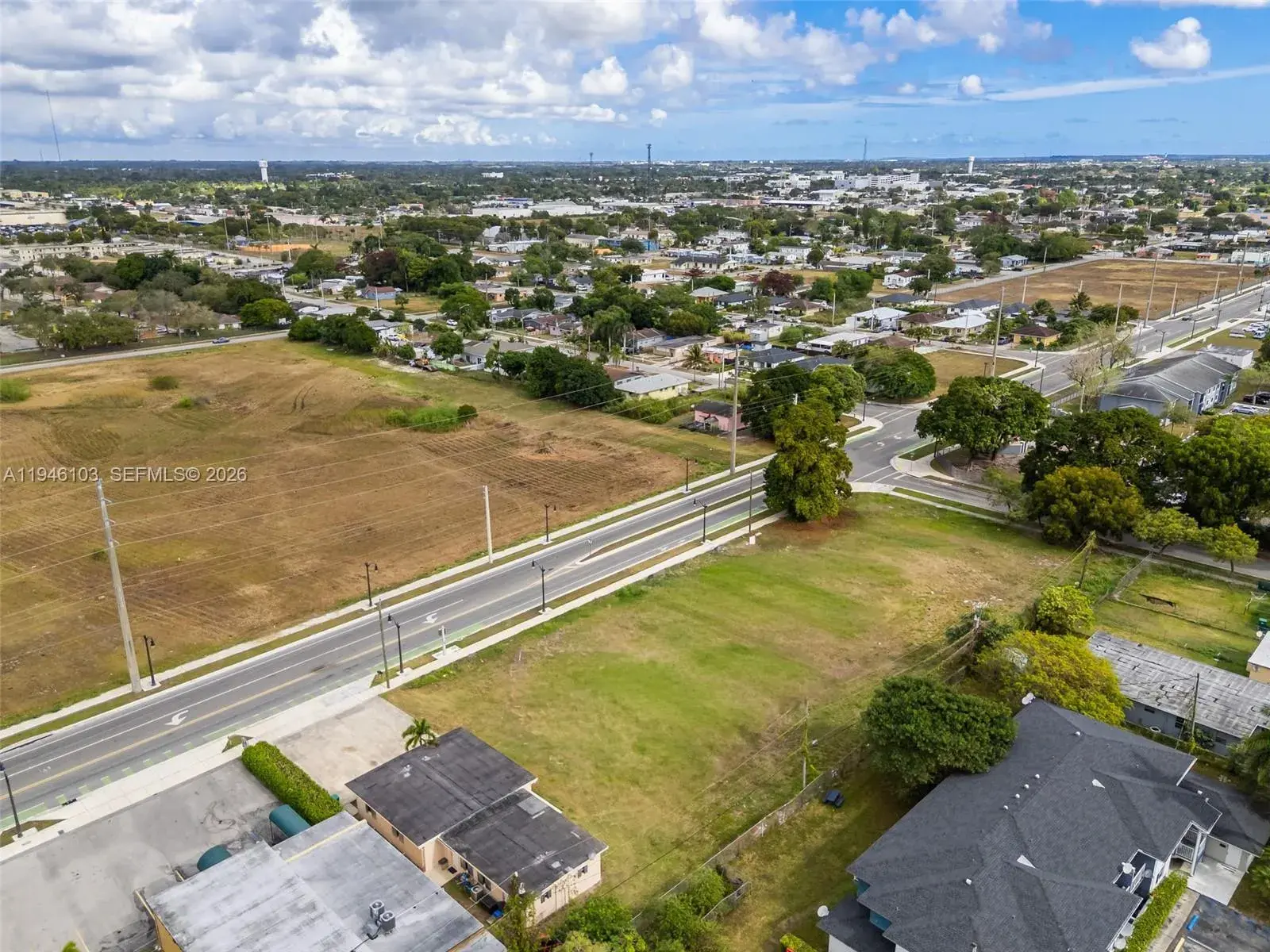 945 W Lucy St, Florida City FL 33034