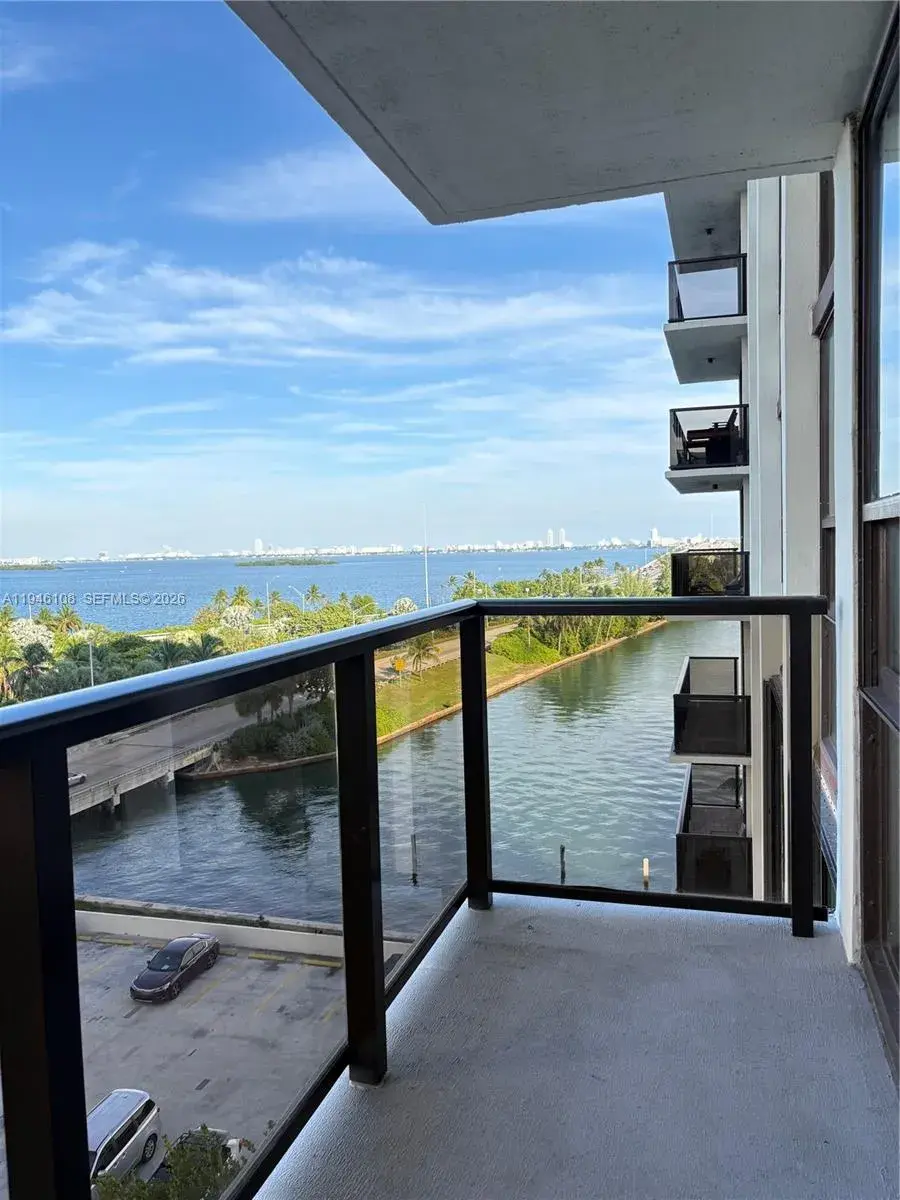 2 bedroom 2 bath Residential Lease for rent at 600 NE 36th St # 714, Miami FL 33137