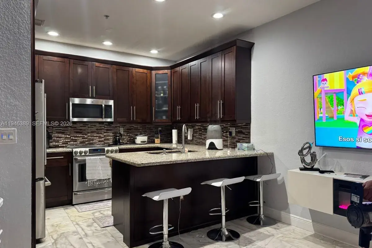 4301 SW 160th Ave # 215, Miramar FL 33027