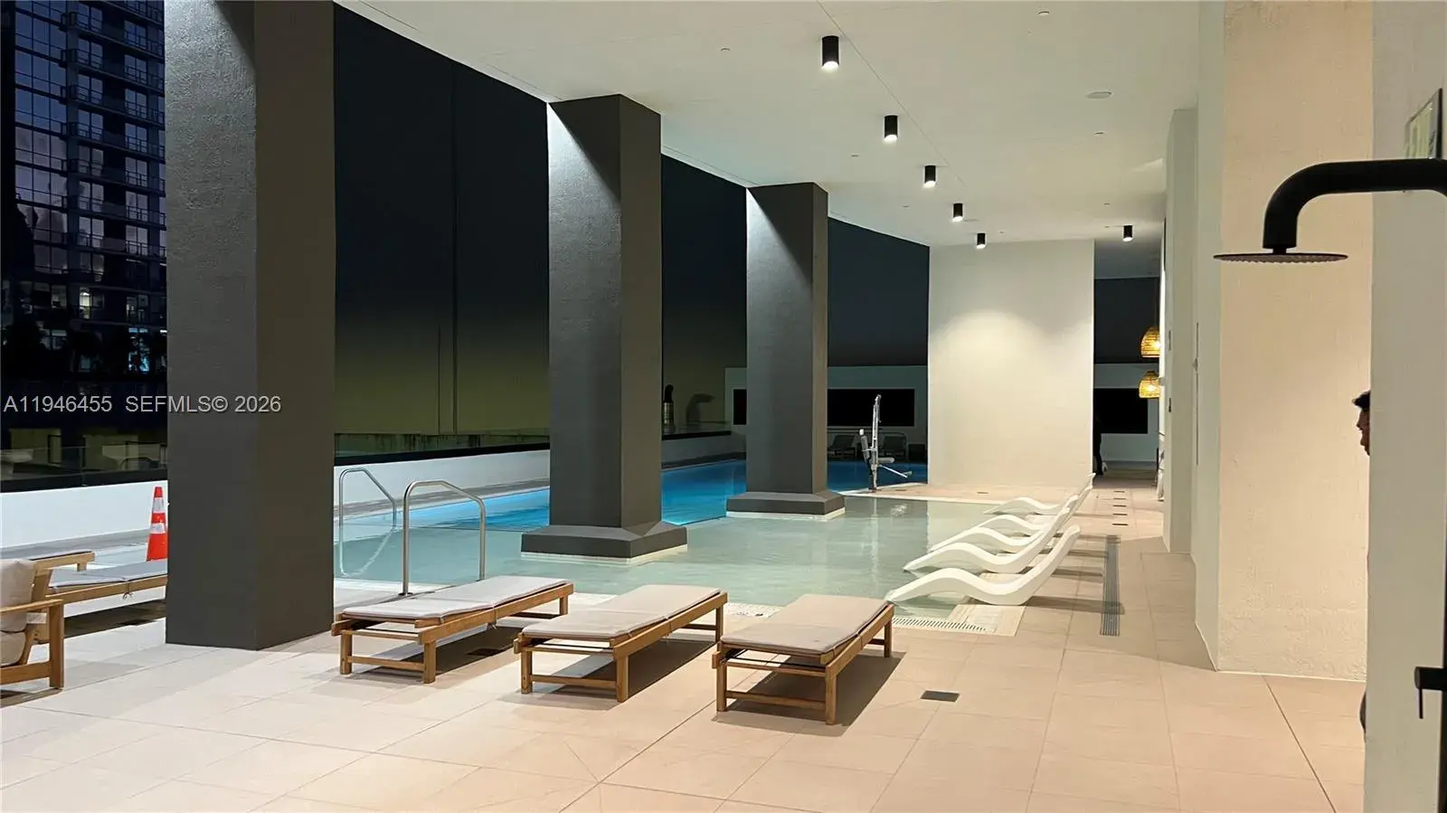 2 bedroom 2 bath Residential for sale at 225 N Miami Ave # 312, Miami FL 33128