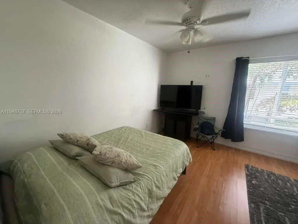 820 Euclid Ave # 206, Miami Beach FL 33139