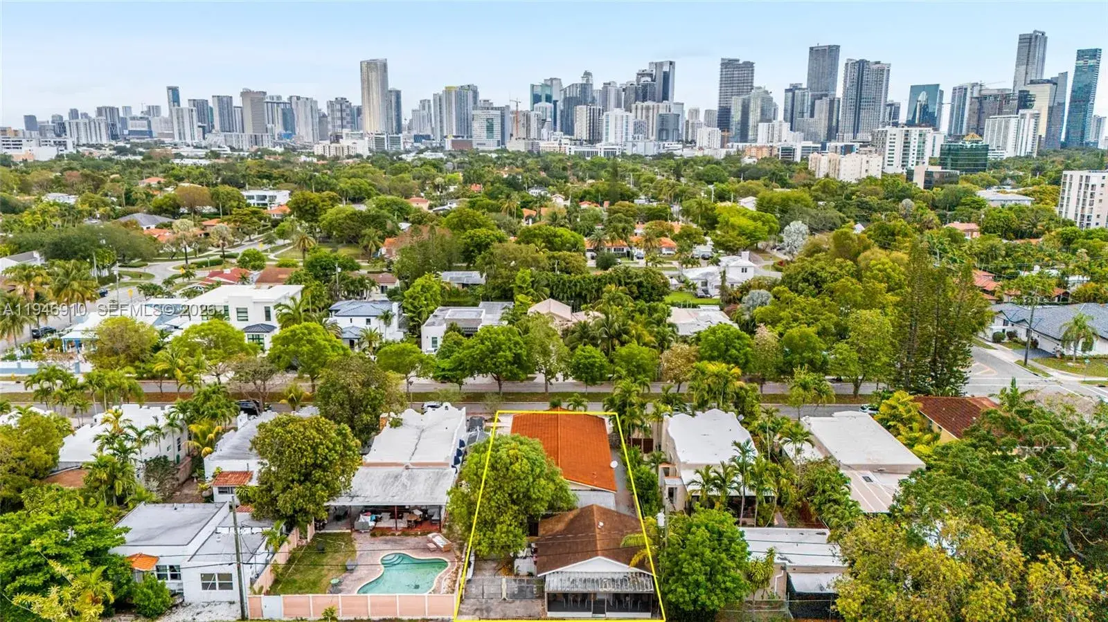 426 SW 26th Rd, Miami FL 33129