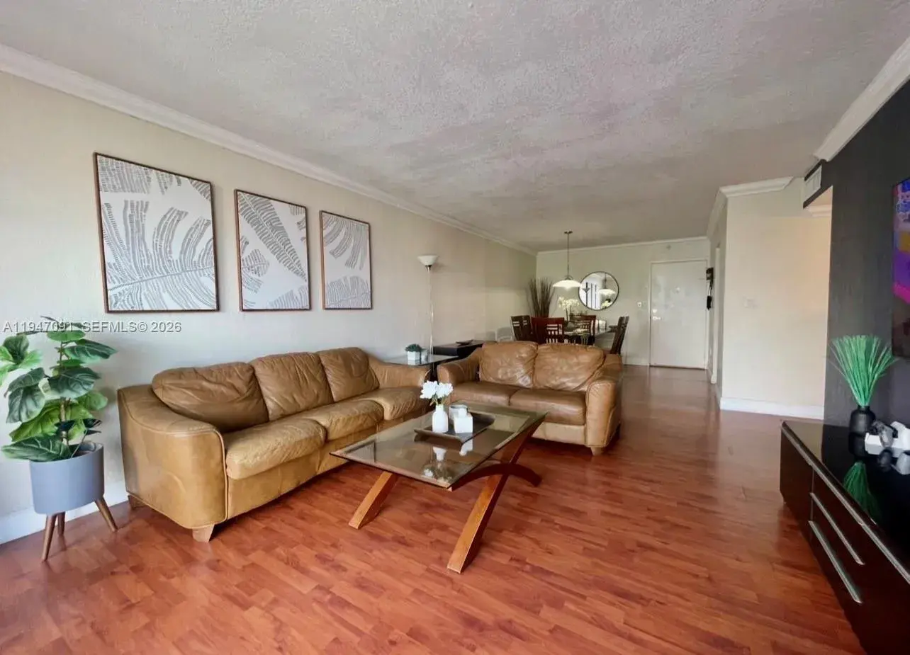 2851 NE 183rd St # 907E, Aventura FL 33160