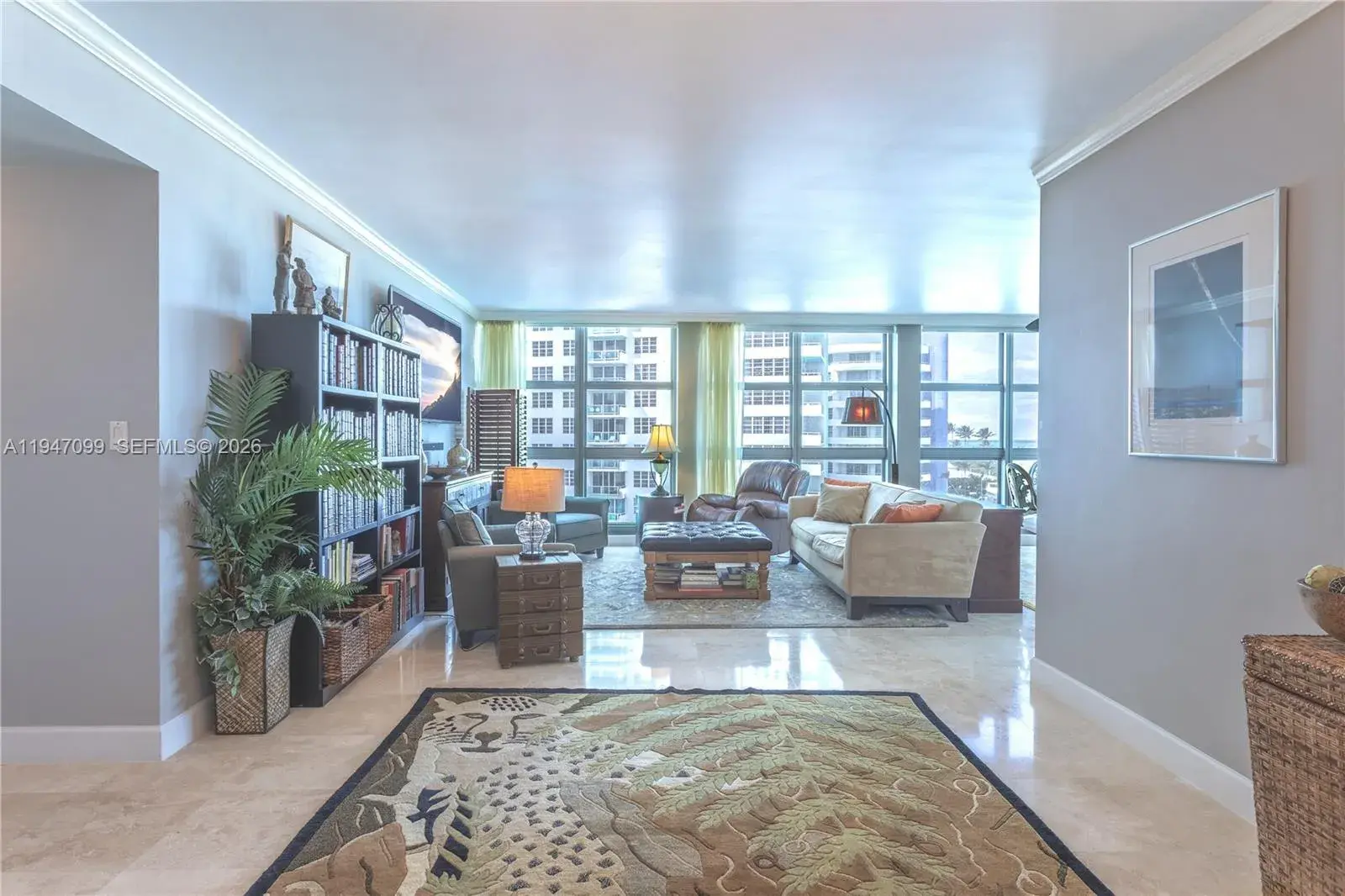 5055 Collins Ave # 5C, Miami Beach FL 33140