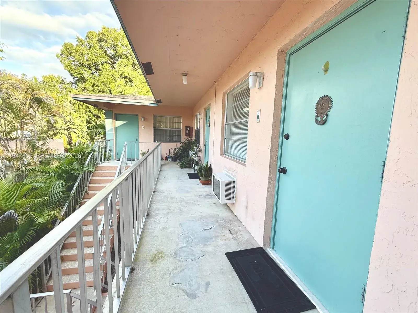 10 SE 9th Ave # 6, Fort Lauderdale FL 33301