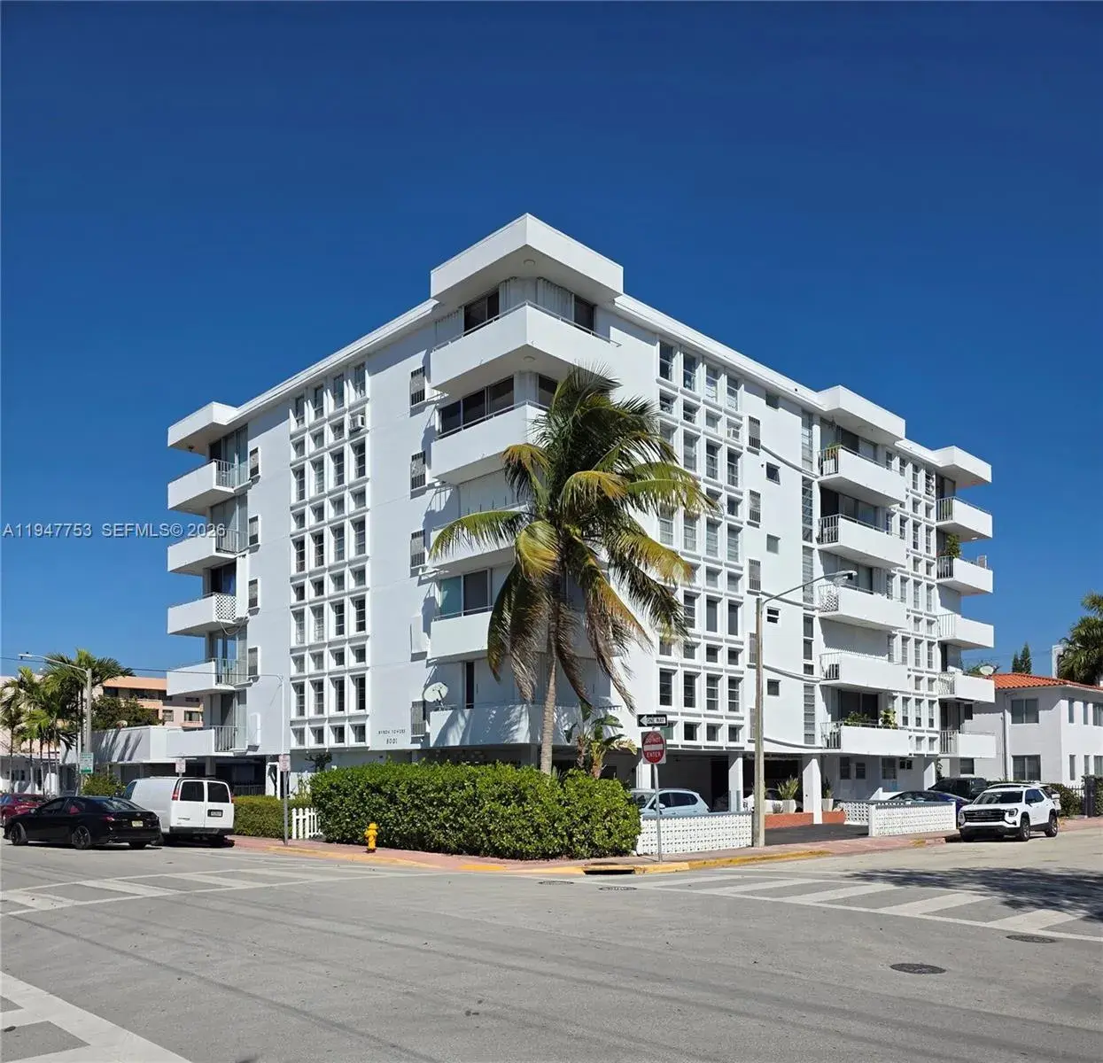8001 Byron Ave # 3C, Miami Beach FL 33141