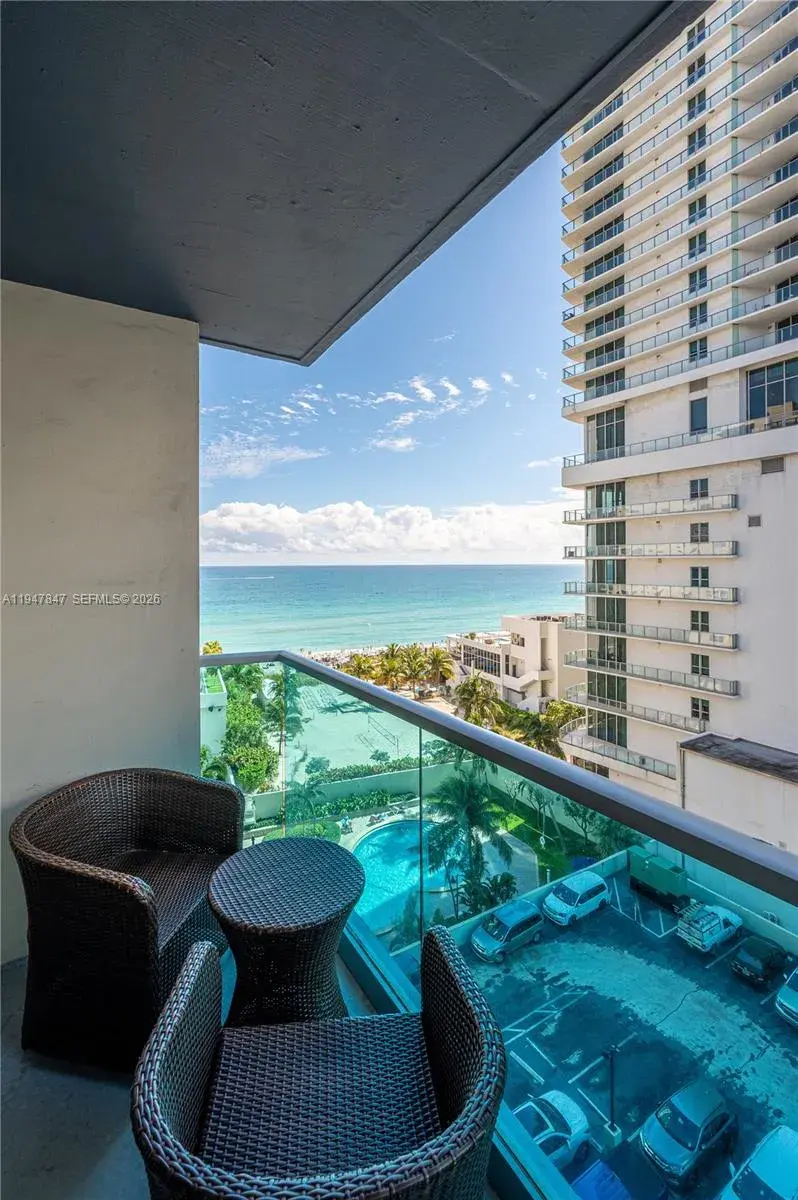 4001 S Ocean Dr # 9J, Hollywood FL 33019