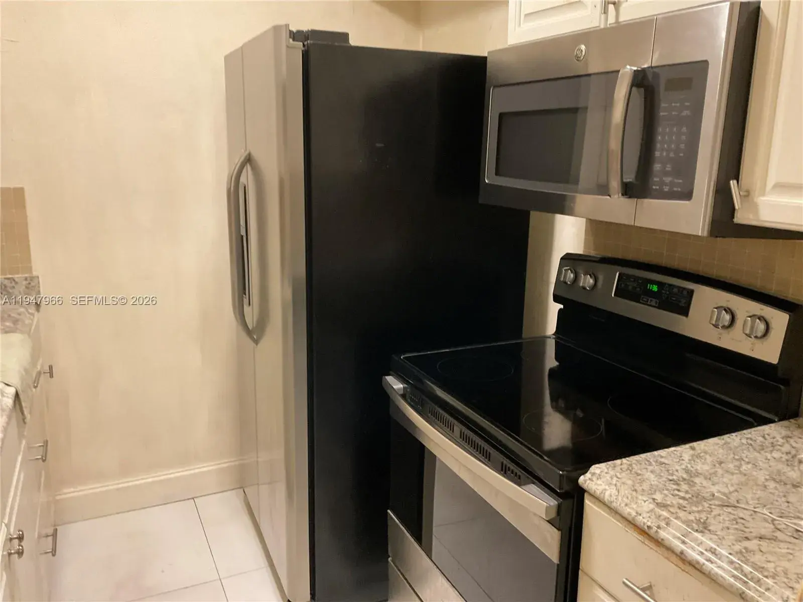 1830 Dewey St # 3, Hollywood FL 33020