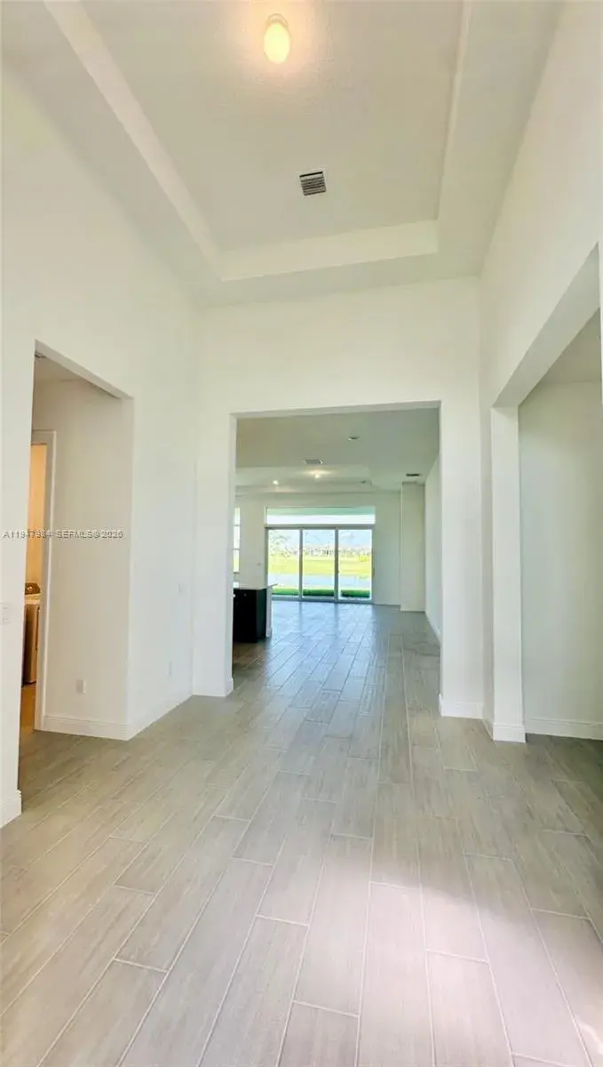 5243 Rivo Alto Cir, Westlake FL 33470