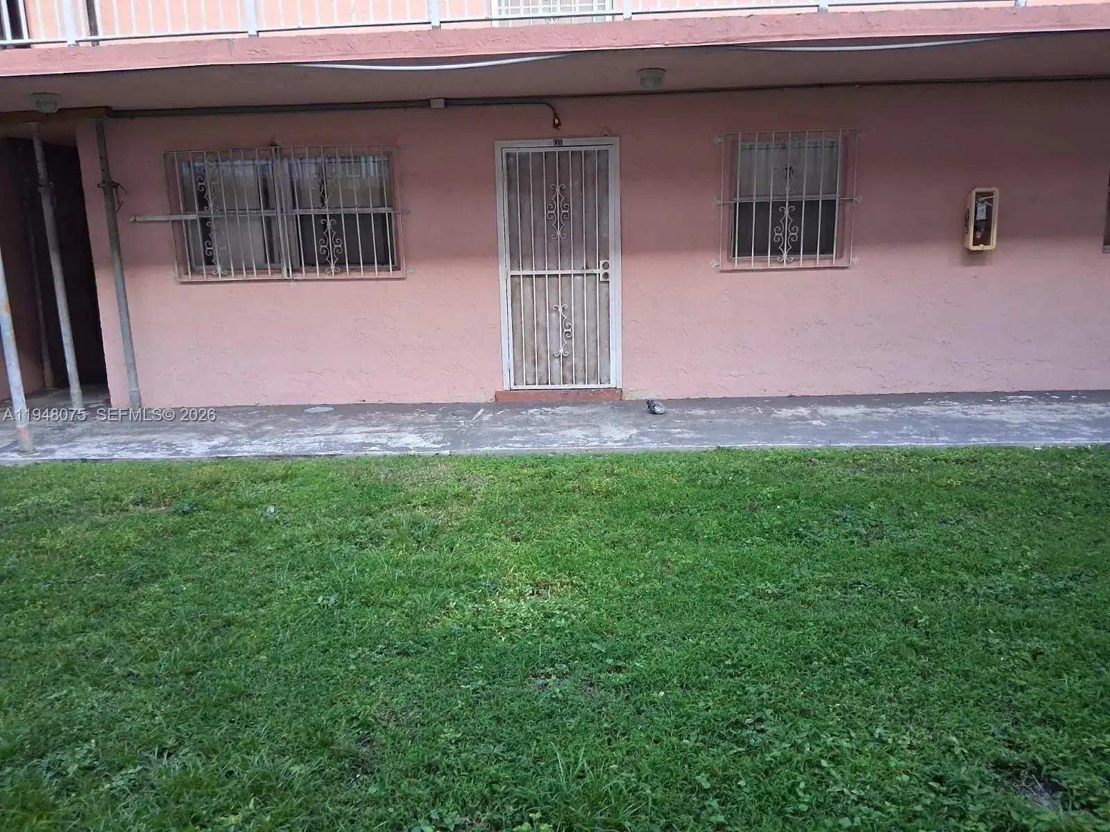 2 bedroom 2 bath Residential for sale at 19791 SW 114th Ave # 135, Miami FL 33157