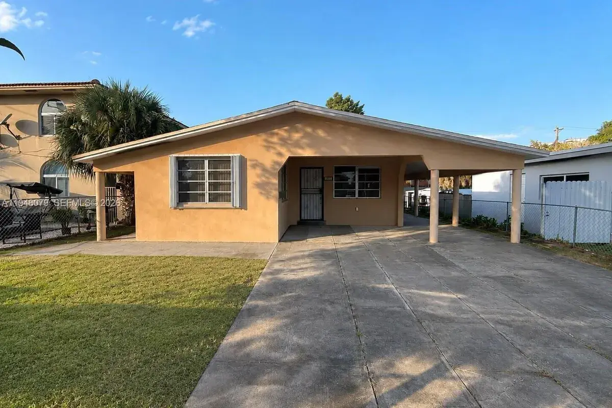 5181 NW 5th St, Miami FL 33126