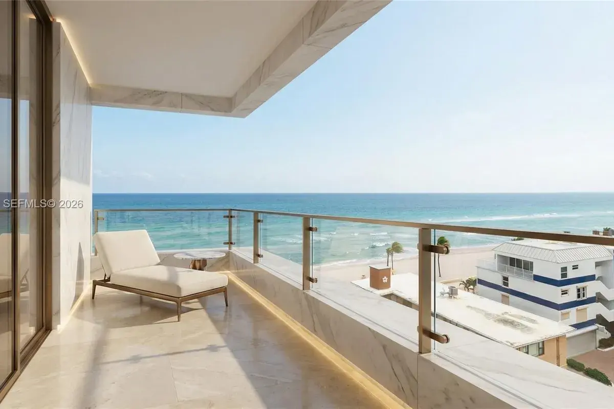 3319 N Ocean drive, Hollywood FL 33019