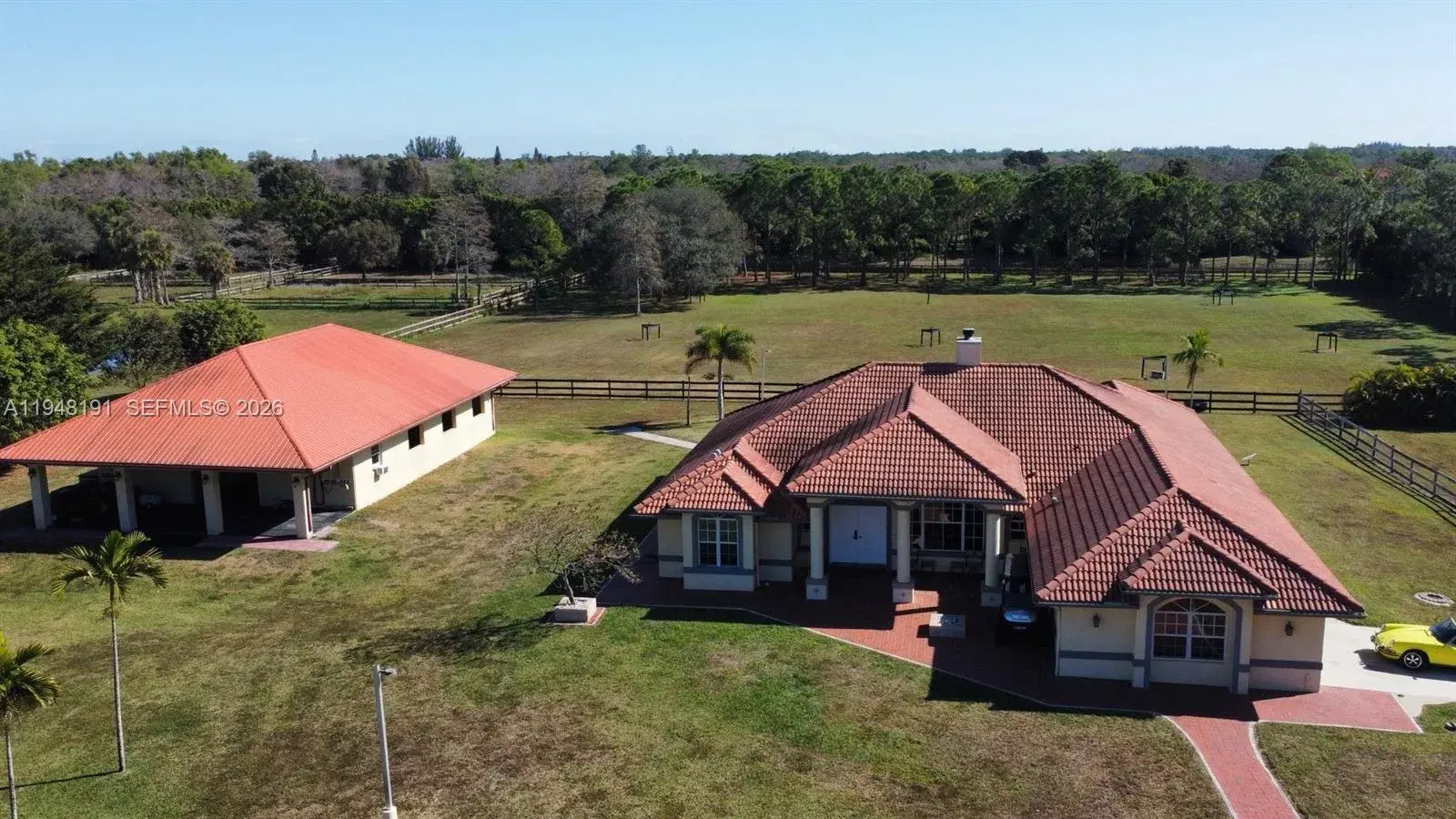 4 bedroom 2 bath Residential for sale at 2564 Deer Run Trl, Loxahatchee FL 33470