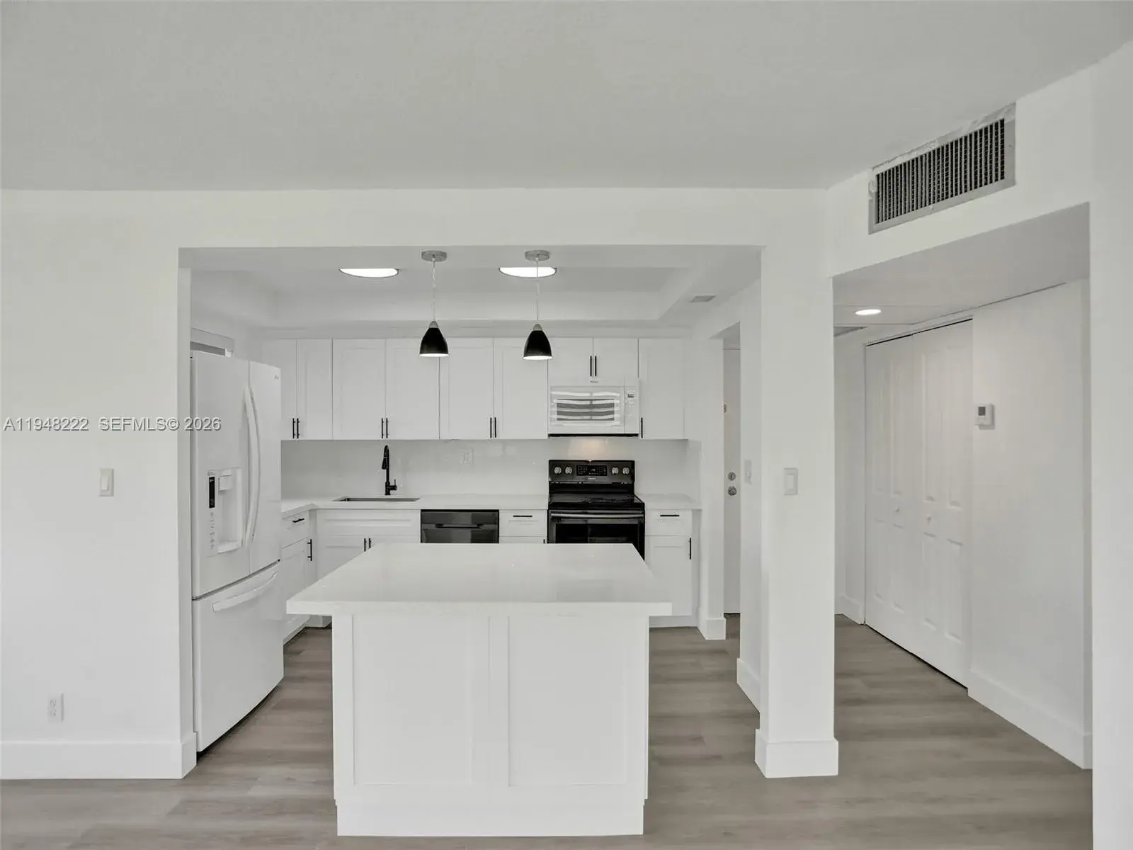 2771 Taft St # 409, Hollywood FL 33020